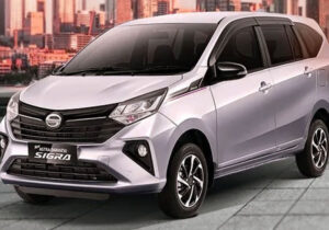 mobil daihatsu sigra untuk keluarga